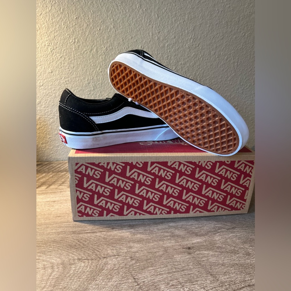 Black Vans